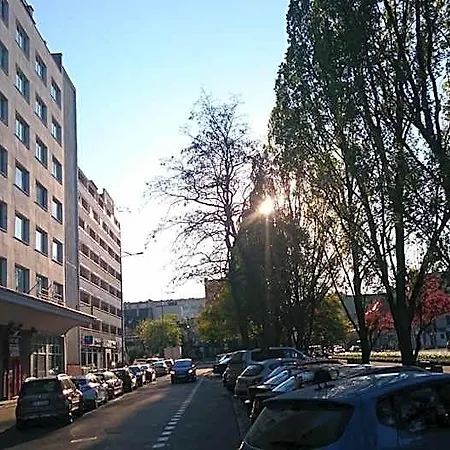 Hello Ostello *