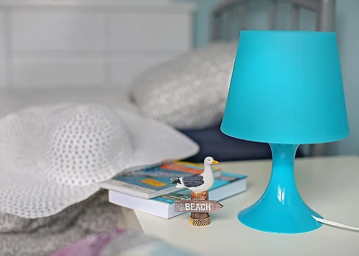 بيت شباب Hello